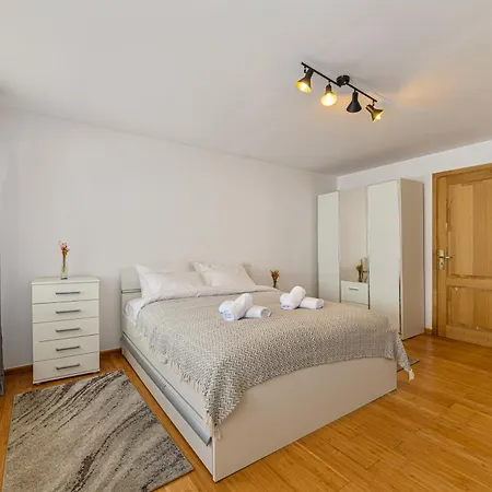 Ceahlau Cozy House With Terrace, Bbq & Free Parking Сasa de vacaciones *