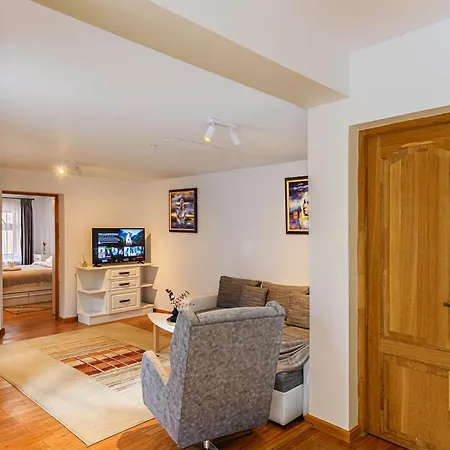 Ceahlau Cozy House With Terrace, Bbq & Free Parking