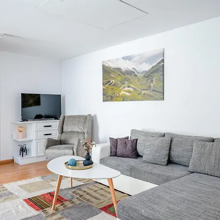 Ceahlau Cozy House With Terrace, Bbq & Free Parking براشوف
