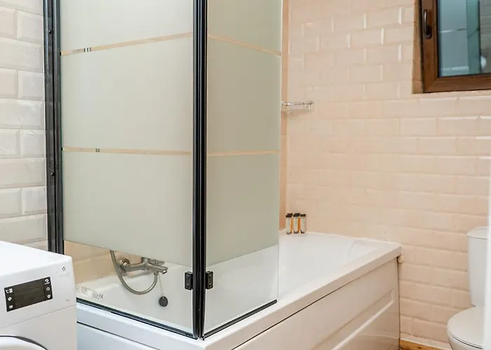 Ceahlau Cozy House With Terrace, Bbq & Free Parking